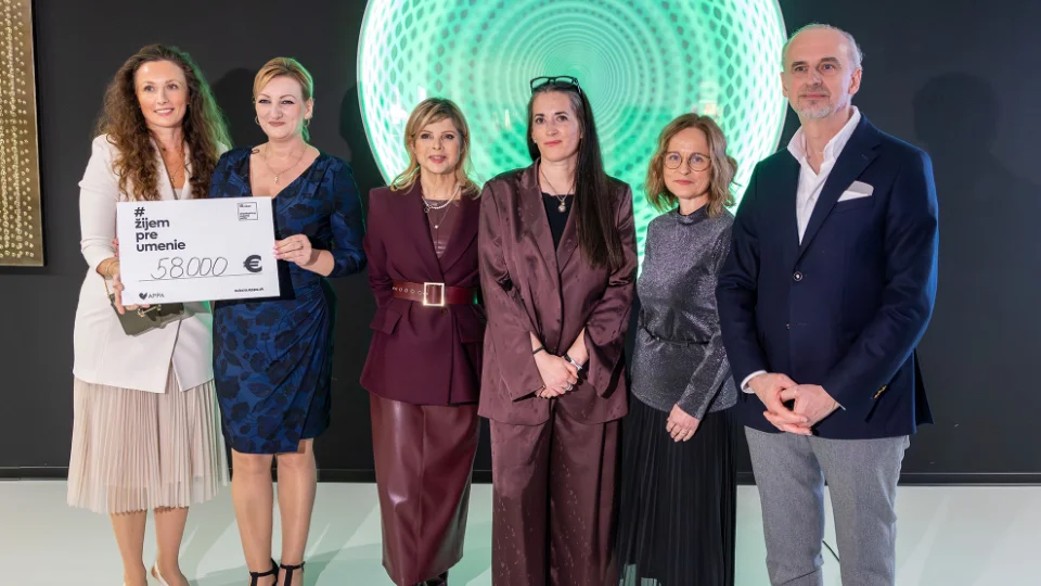 15. ročník Charitatívneho aukčného salóna - žijem pre umenie