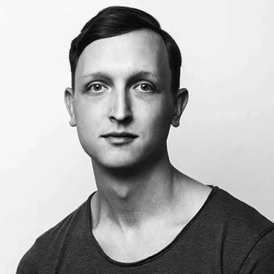 Adam Šakový - žijem pre umenie